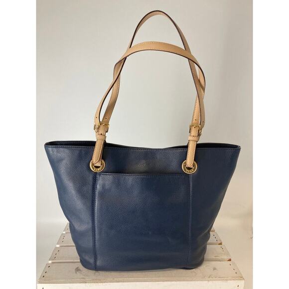 MICHAEL KORS, LARGE NAVY BLUE PEBBLED LEATHER SHOULDER BAG - Picture 4 of 15